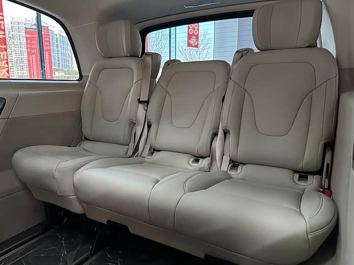 Mercedes-Benz V-Class 2024 V 300 L — фото 23