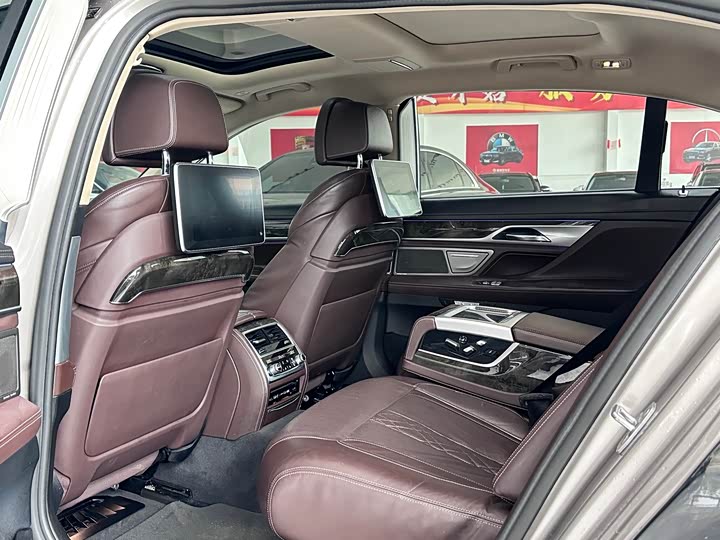 BMW 7 Series 730Li люкс — фото 5