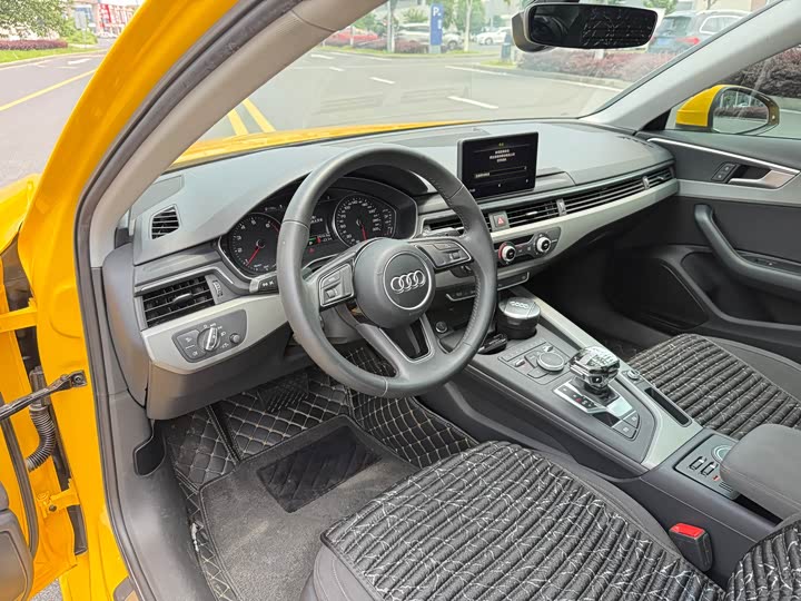 Audi A4L 30 40 TFSI базовая — фото 4