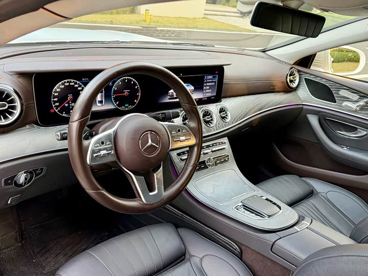 Mercedes-Benz CLS 2020 CLS 260 — фото 9