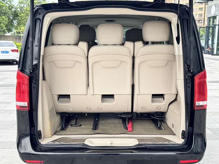 Mercedes-Benz V-Class 2016 V 260 — фото 16