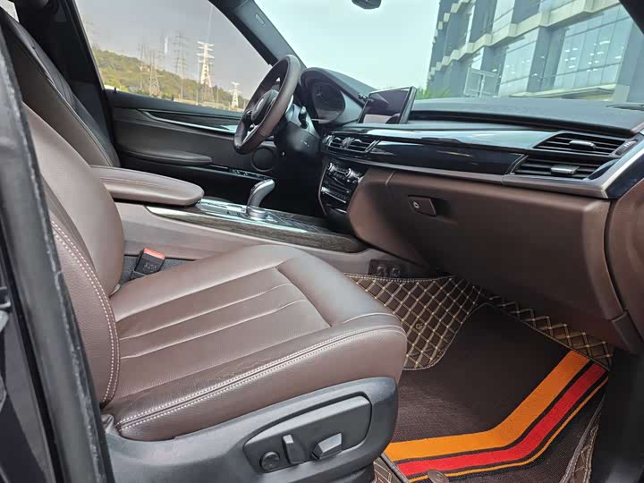 BMW X5 2017 x Drive 35i M Sport — фото 28