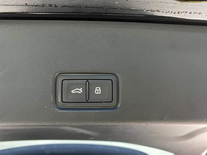 Audi Q6 2023 45 TFSI quattro — фото 21
