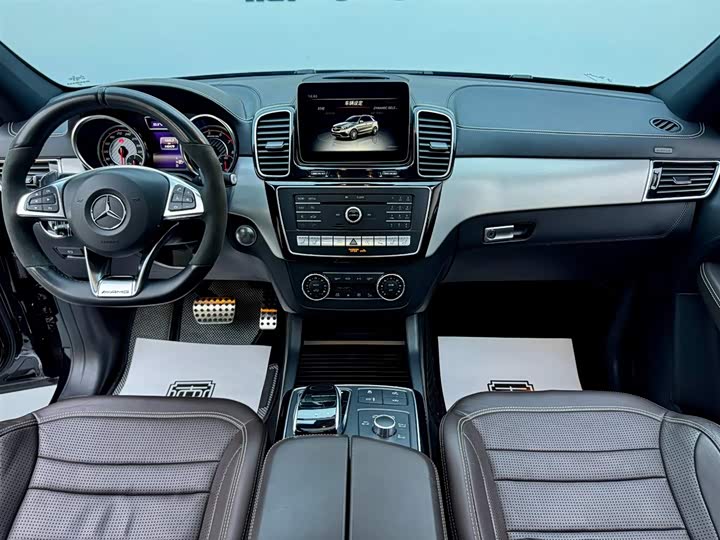 Mercedes-Benz GLE 2015 AMG GLE 63 S 4 MATIC — фото 15