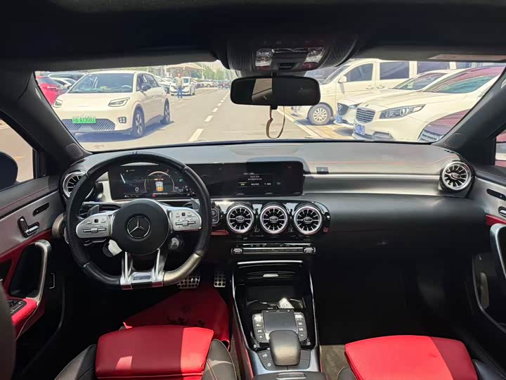 Mercedes-Benz A-Class 2022 AMG A 35 L 4 MATIC — фото 12