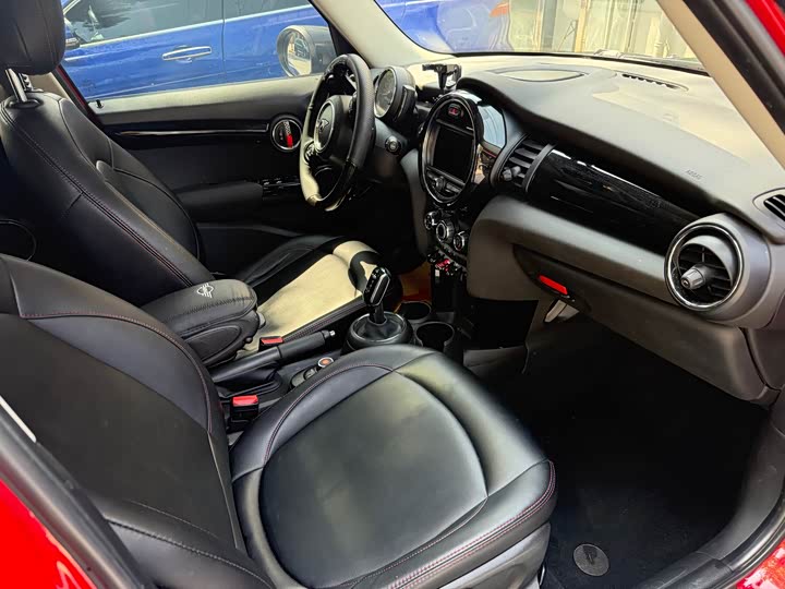 MINI Hatch — фото 16