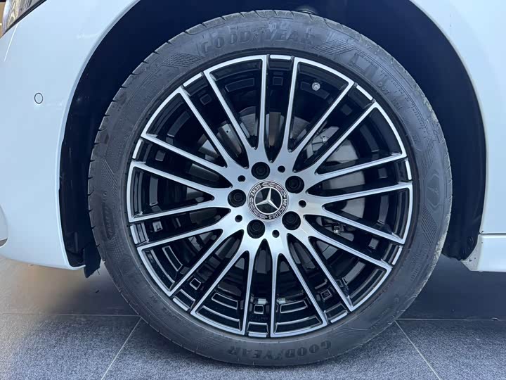 Mercedes-Benz C-Class 2025 C 260 L — фото 20