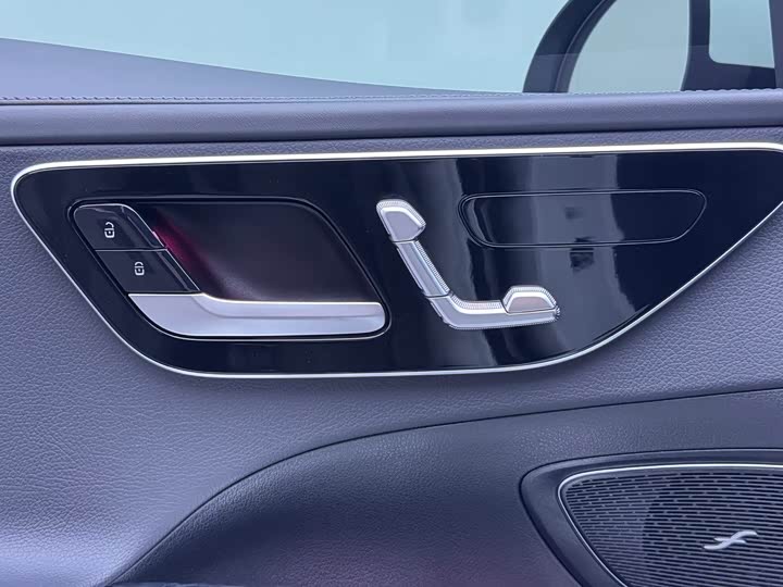 Mercedes-Benz C-Class 2025 C 260 L — фото 8