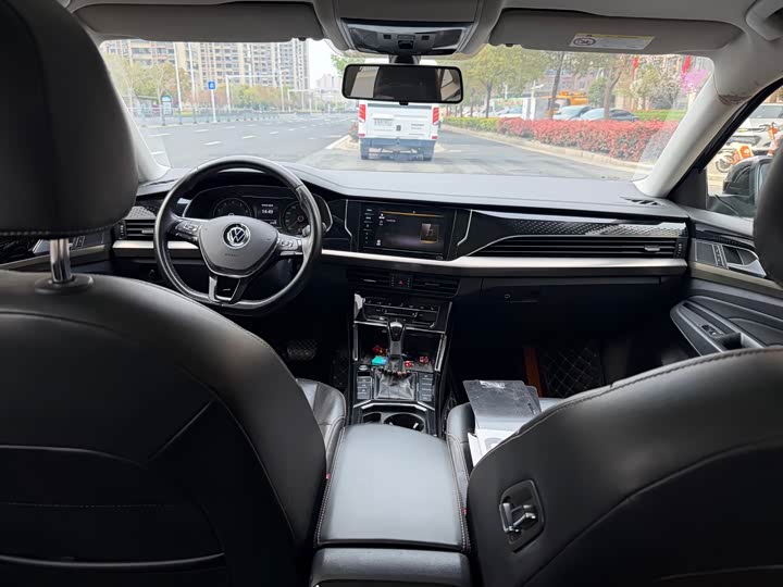 Volkswagen Passat — фото 3