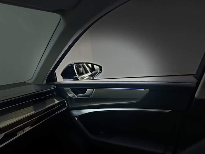 Audi A6L 2025 45 TFSI + — фото 8
