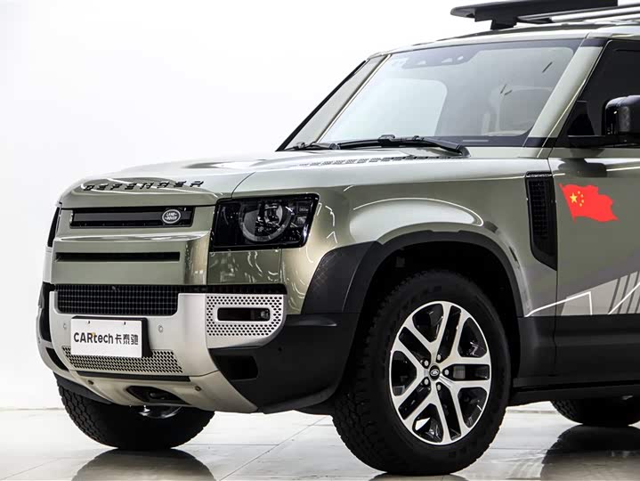 Land Rover Defender — фото 7