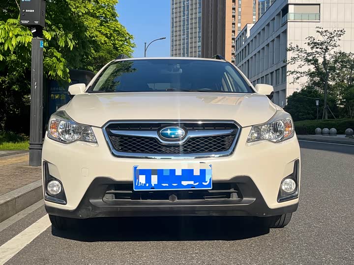 Subaru XV 2014 2.0i — фото 2
