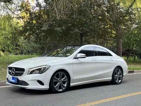 Mercedes-Benz CLA 2018 CLA 200 — фото 15