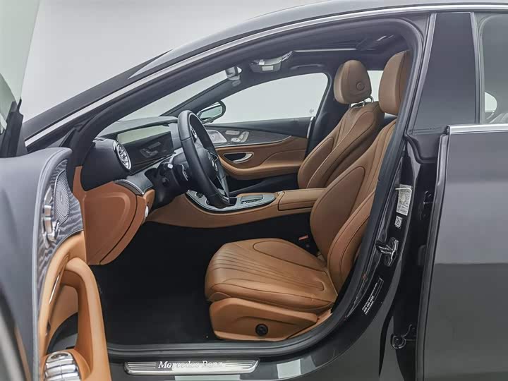 Mercedes-Benz CLS 2023 CLS 300 — фото 10