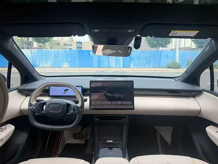 Lynk & Co Z20 2026 430km Pro — фото 6