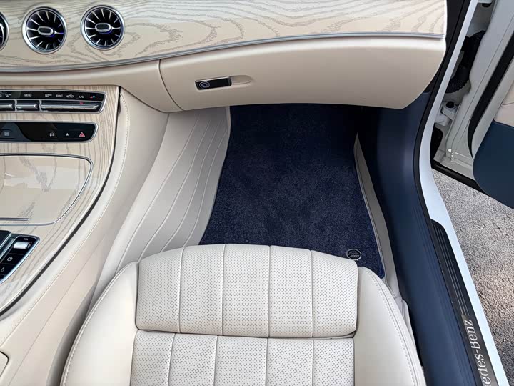 Mercedes-Benz E-Class 2021 E 260 — фото 12