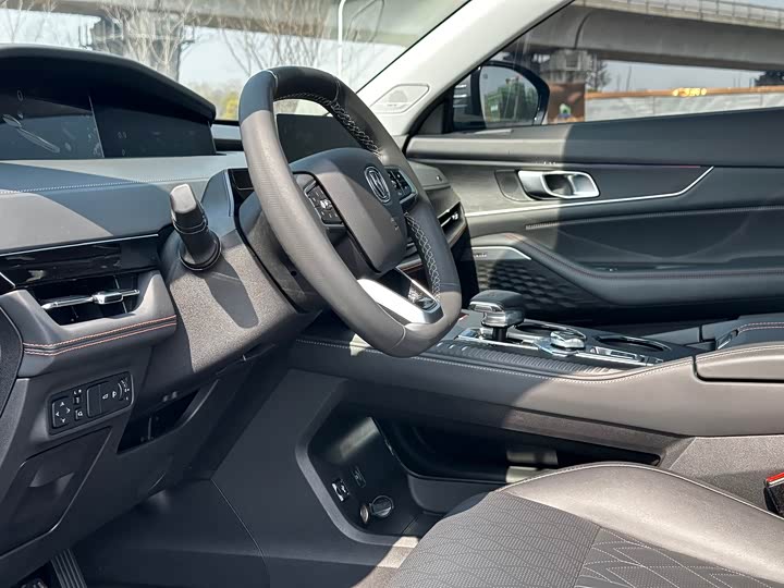 Changan UNI-K 2021 2.0 T Premium — фото 7