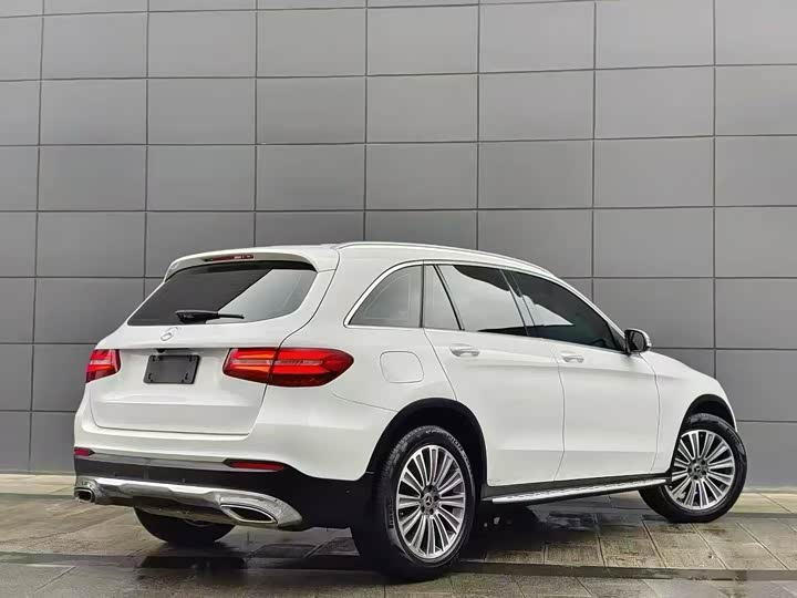 Mercedes-Benz GLC 2016 GLC 200 4 MATIC — фото 3