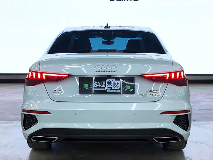 Audi A3 2021 A 3 L Limousine 35 TFSI Sport — фото 5