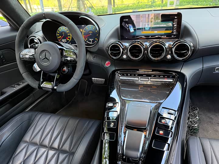 Mercedes-Benz AMG 2021 AMG GT — фото 13