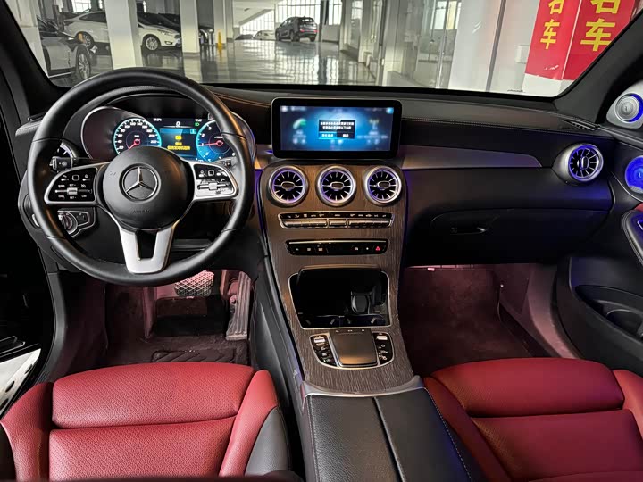 Mercedes-Benz GLC 2022 GLC 300 4 MATIC SUV — фото 8