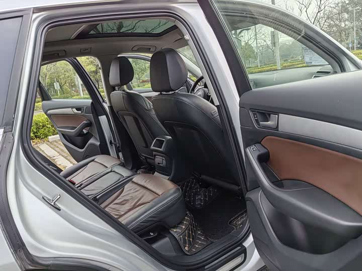 Audi Q5 2017 Plus 40 TFSI — фото 16