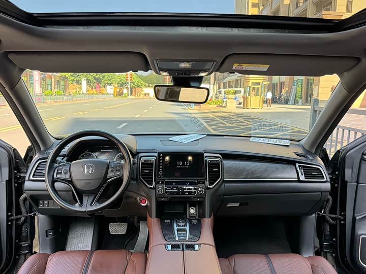 Honda UR-V 2023 370 TURBO 4 WD — фото 6