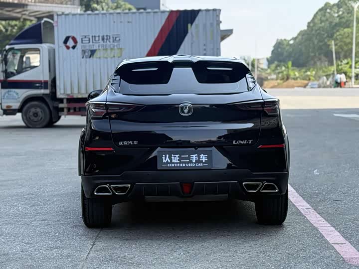 Changan UNI-T 2020 1.5 T Premium — фото 13