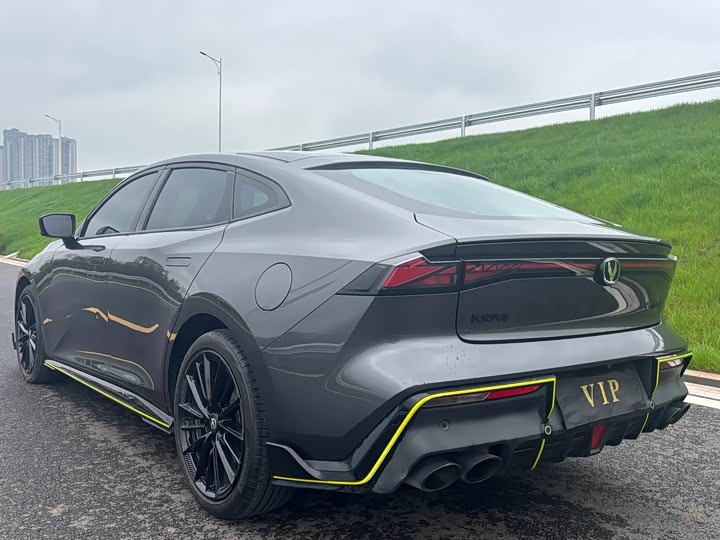 Changan UNI-V 2022 2.0 T — фото 7