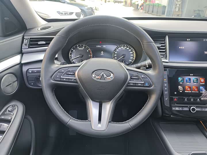 Infiniti QX50 2024 2.0 T 4 WD — фото 10