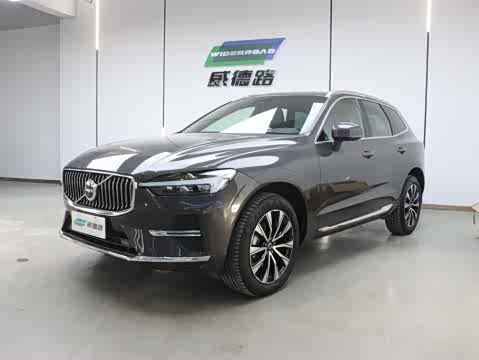 Volvo XC60 2025 B 5 4 WD — фото 26