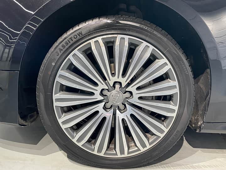 Audi A8 2017 A 8 L 45 TFSI quattro — фото 23