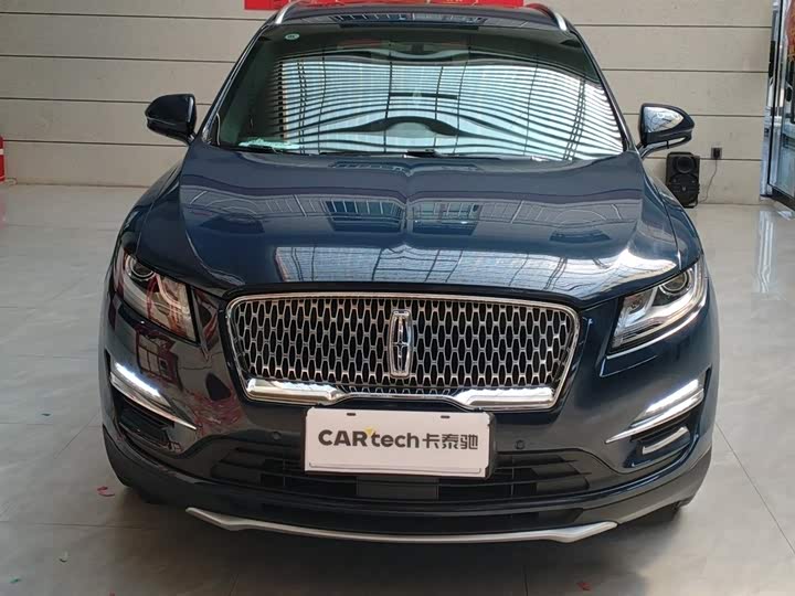 Lincoln MKC 2019 2.0 T 2 WD VI — фото 2
