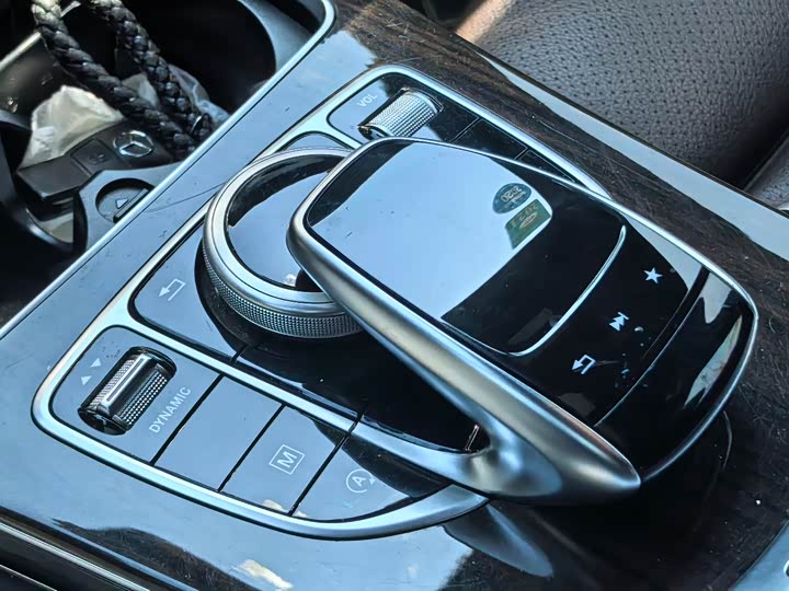 Mercedes-Benz GLC 2019 GLC 260 L 4 MATIC Luxury — фото 16