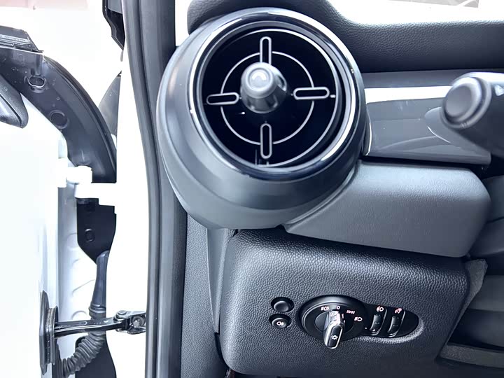 MINI Hatch — фото 13