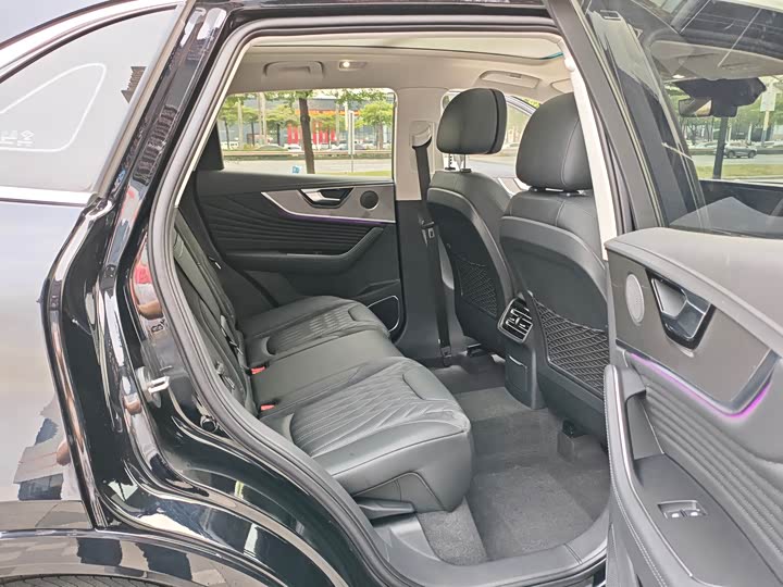 Hongqi HS5 2023 2.0 T Pro 50 — фото 13