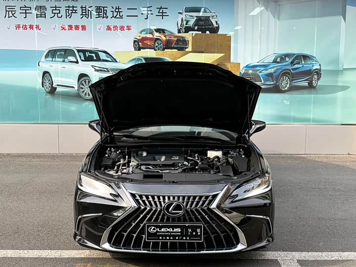 Lexus ES 2022 300h — фото 4