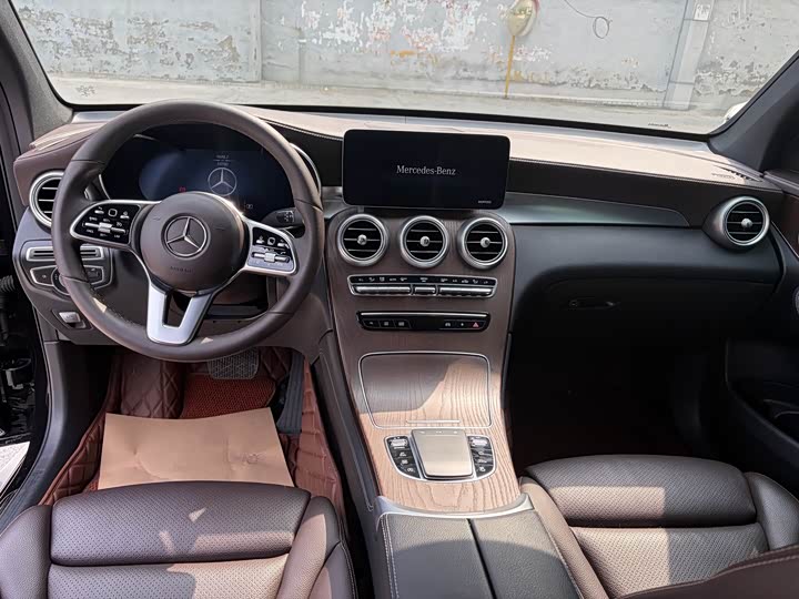 Mercedes-Benz GLC 2020 GLC 300 L 4 MATIC — фото 7