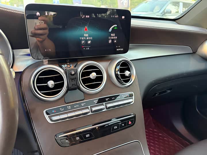 Mercedes-Benz GLC 260 L 4MATIC люкс — фото 7