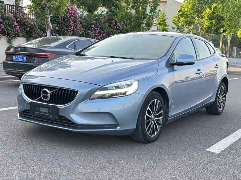 Volvo V 40 2019 T 3 — фото 25