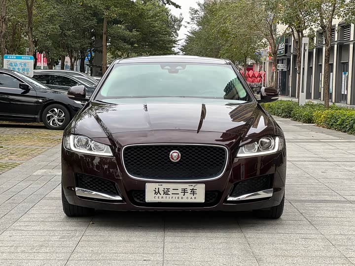 Jaguar XFL 2018 XFL 2.0 T 200 PS — фото 3