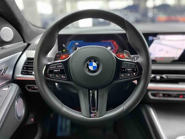 BMW XM 2023 Base — фото 15