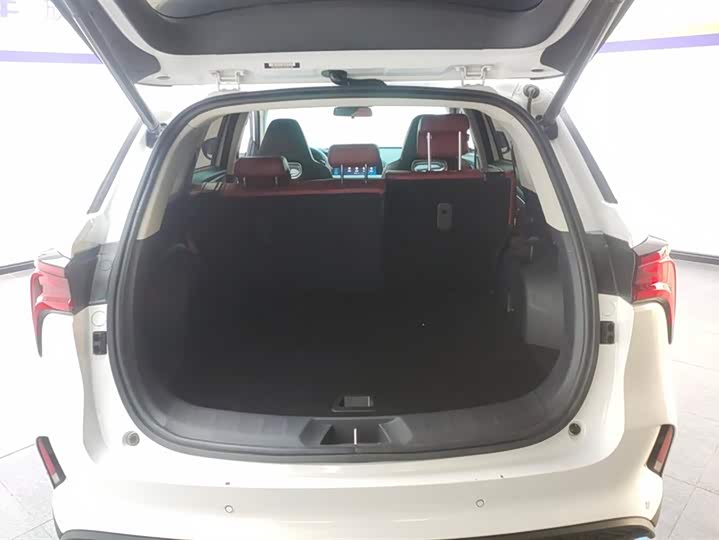 Changan CS75 PLUS 2021 2.0 T AT — фото 4
