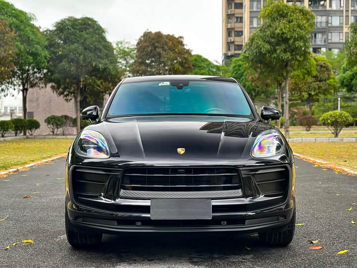 Porsche Macan 2023 Macan 2.0 T — фото 2