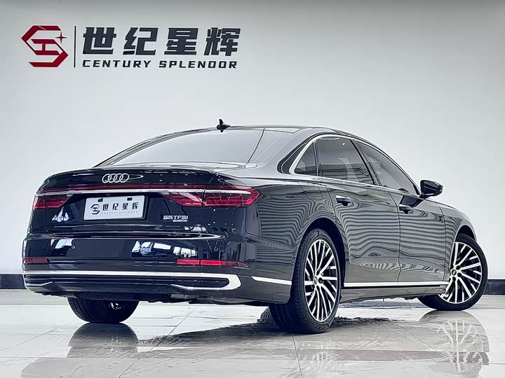 Audi A8 2024 A 8 L 55 TFSI quattro Flagship — фото 4