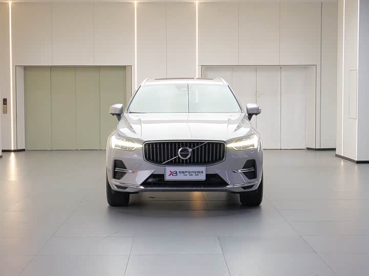 Volvo XC 60 2024 B 5 4 WD — фото 2