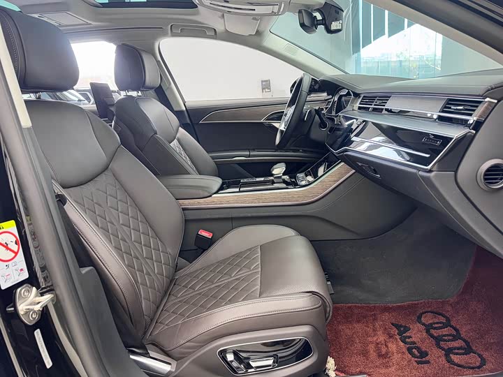 Audi A8 2024 A 8 L 55 TFSI quattro Flagship — фото 10