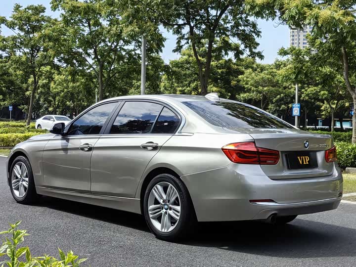 BMW 3 Series 320Li базовая — фото 7