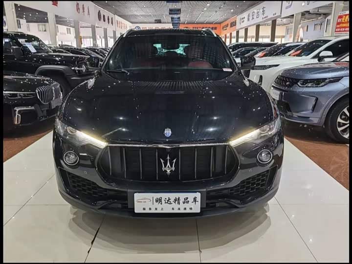 Maserati Levante 2016 3.0 T Standard — фото 2