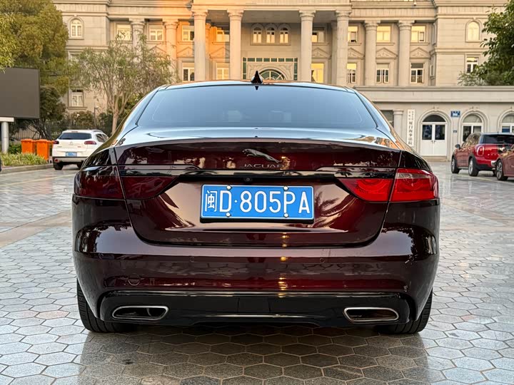 Jaguar XFL 2018 XFL 2.0 T 250 PS — фото 5